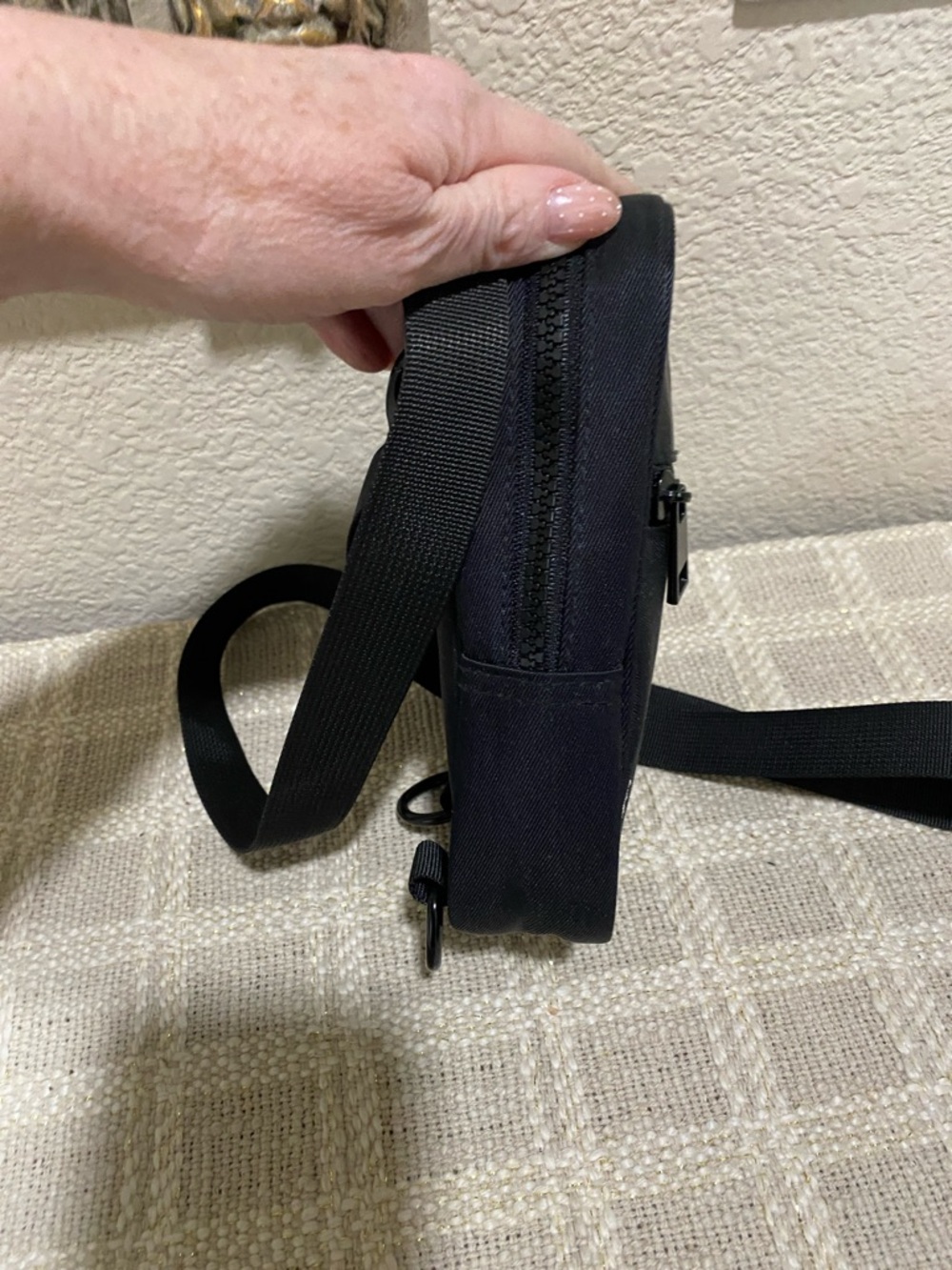 Brixley Black Crossbody Organizer Bag for Men - Picture 5 of 8